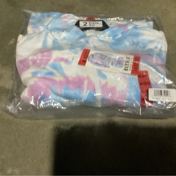 Butter pajama set - Picture 6 of 7